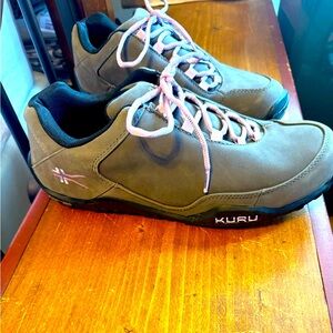 Woman’s Kuru Chicane Supportive Hiking Shoes Color Warmstone w/ Purple Accents